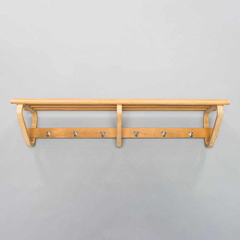 Alvar Aalto, hatthylla/ klädhängare för O.Y. Huonekalu-ja Rakennustyötehdas A.B, 1900-talets mitt.