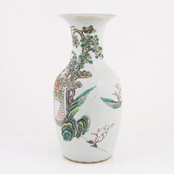 Vas, porslin, Kina, Qingdynasti, omkring år 1900.