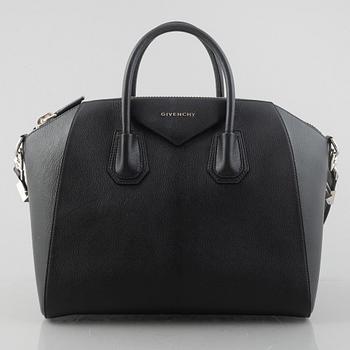 Givenchy, väska, "Antigona".