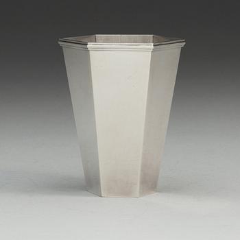 A Wiwen Nilsson sterling hexagonal vase, Lund 1961.