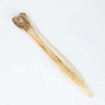 Half-horn knife and wooden cup, unidentified craftsmen.