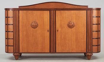 A Maurice Dufrene dining room suite, Paris, France 1925.
