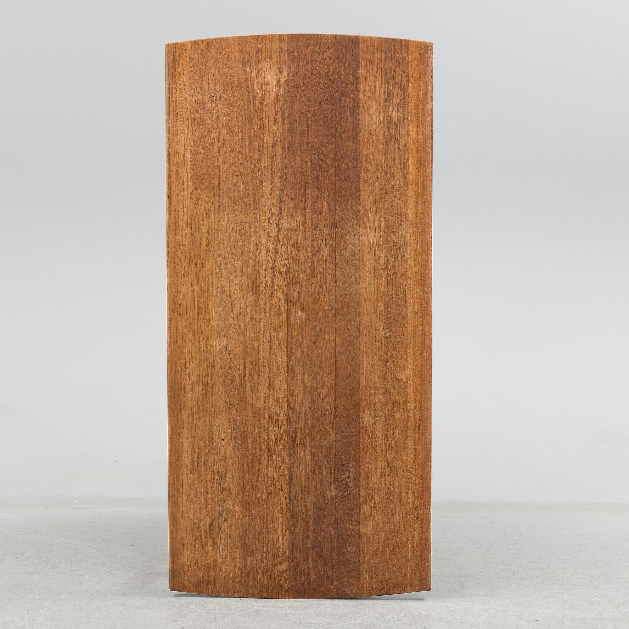 A table by Tove & Edward Kindt-Larsen, Seffle.