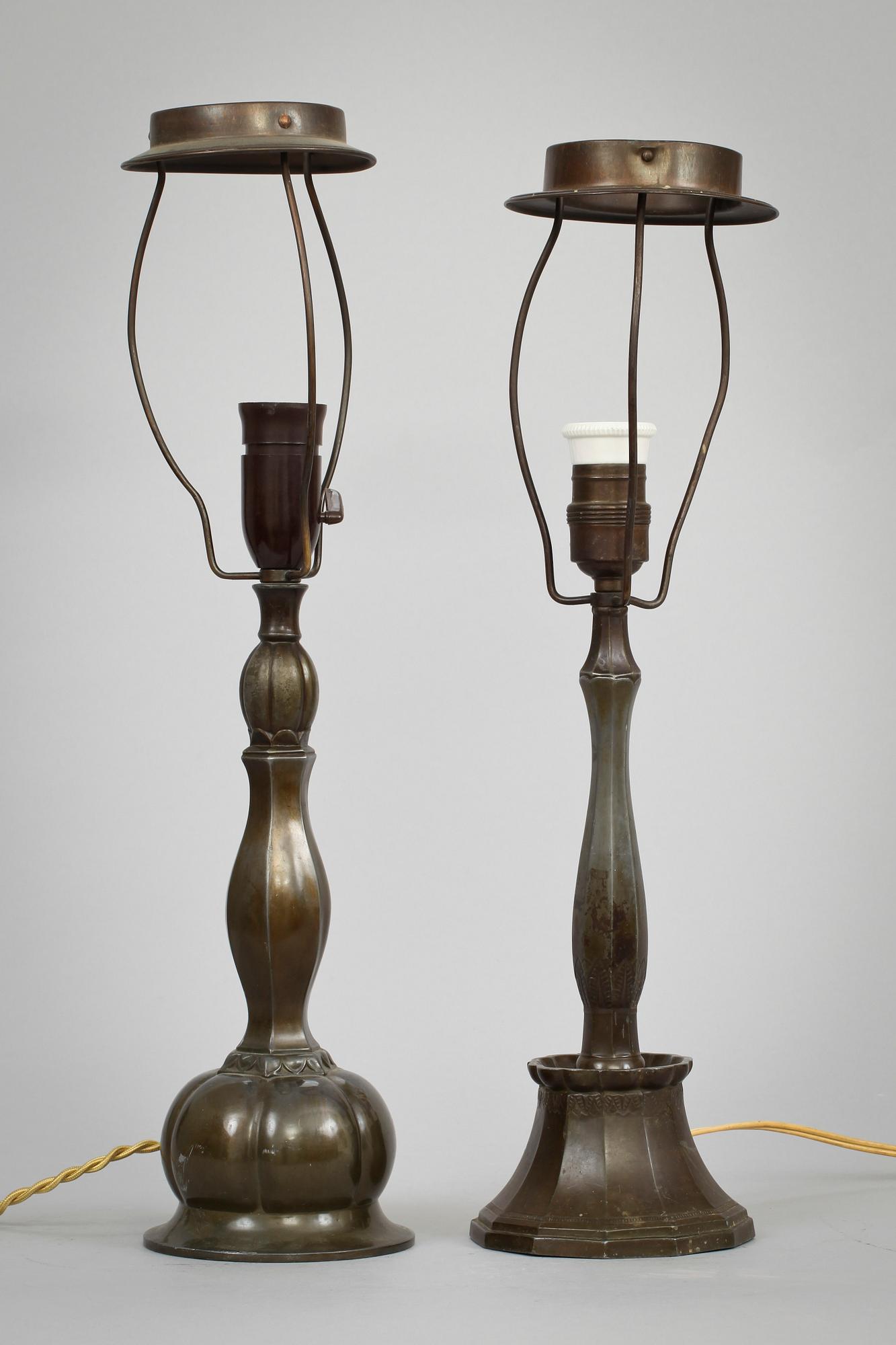 BORDSLAMPOR, 2 st, Just. Andersen, Danmark, 1900-talets första hälft.