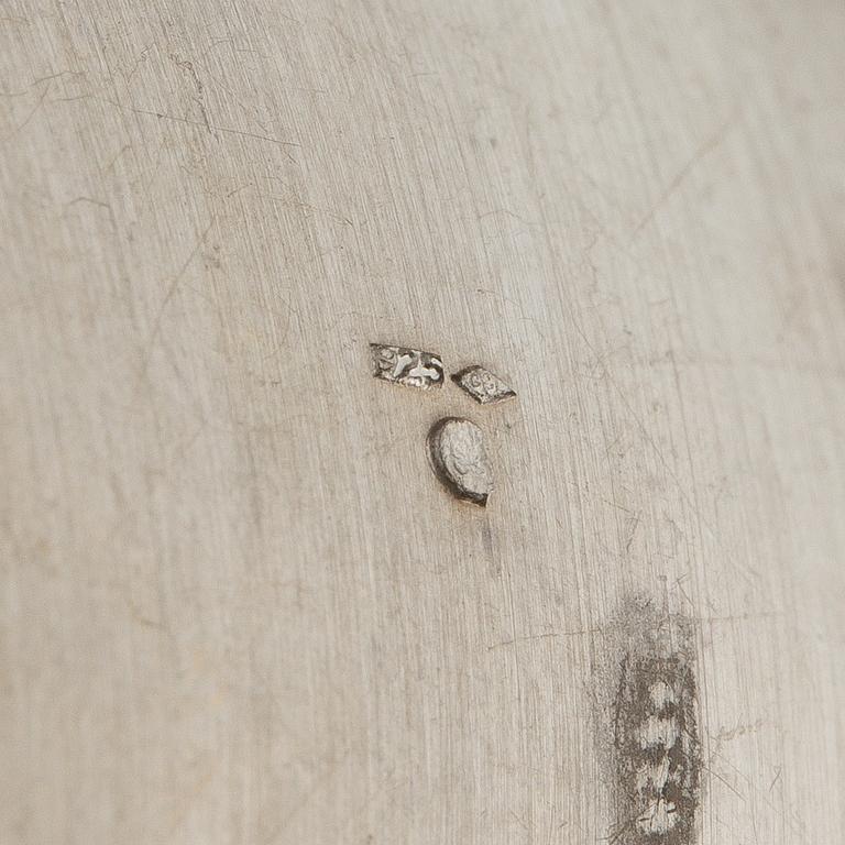 Yves Saint Laurent, armring och hänge, silver.