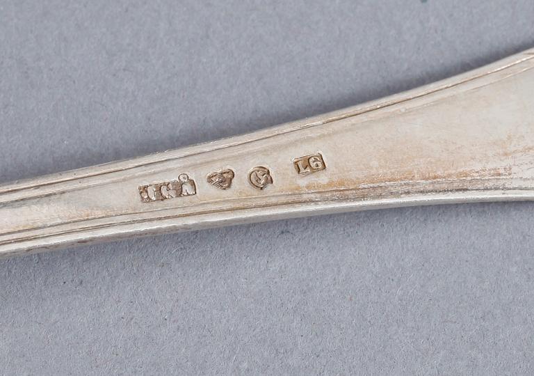 SERVISDELAR, silver, 36 delar, Sverige och Norge, 1800-/1900-tal. Total vikt ca 764 gram.