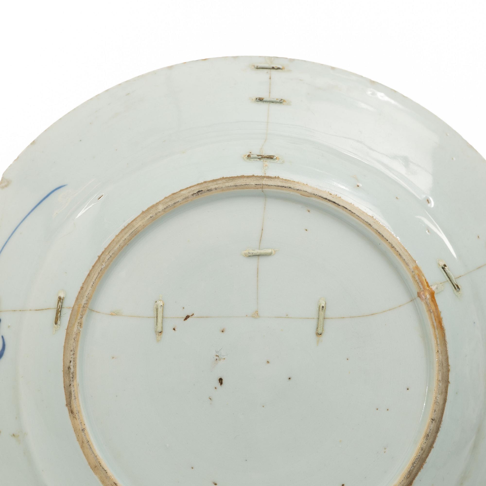 Tallrikar, fyra stycken, porslin, Kina, Qingdynastin, 1700-tal.