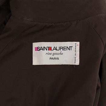 TRENCHCOAT, Yves Saint Laurent, storlek 38.