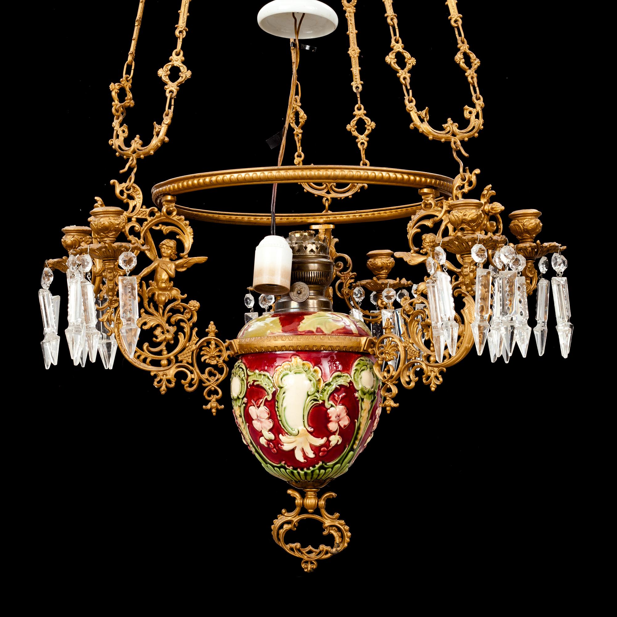 TAKFOTOGENLAMPA, majolika, tidigt 1900-tal. Diam c:a 60 cm.
