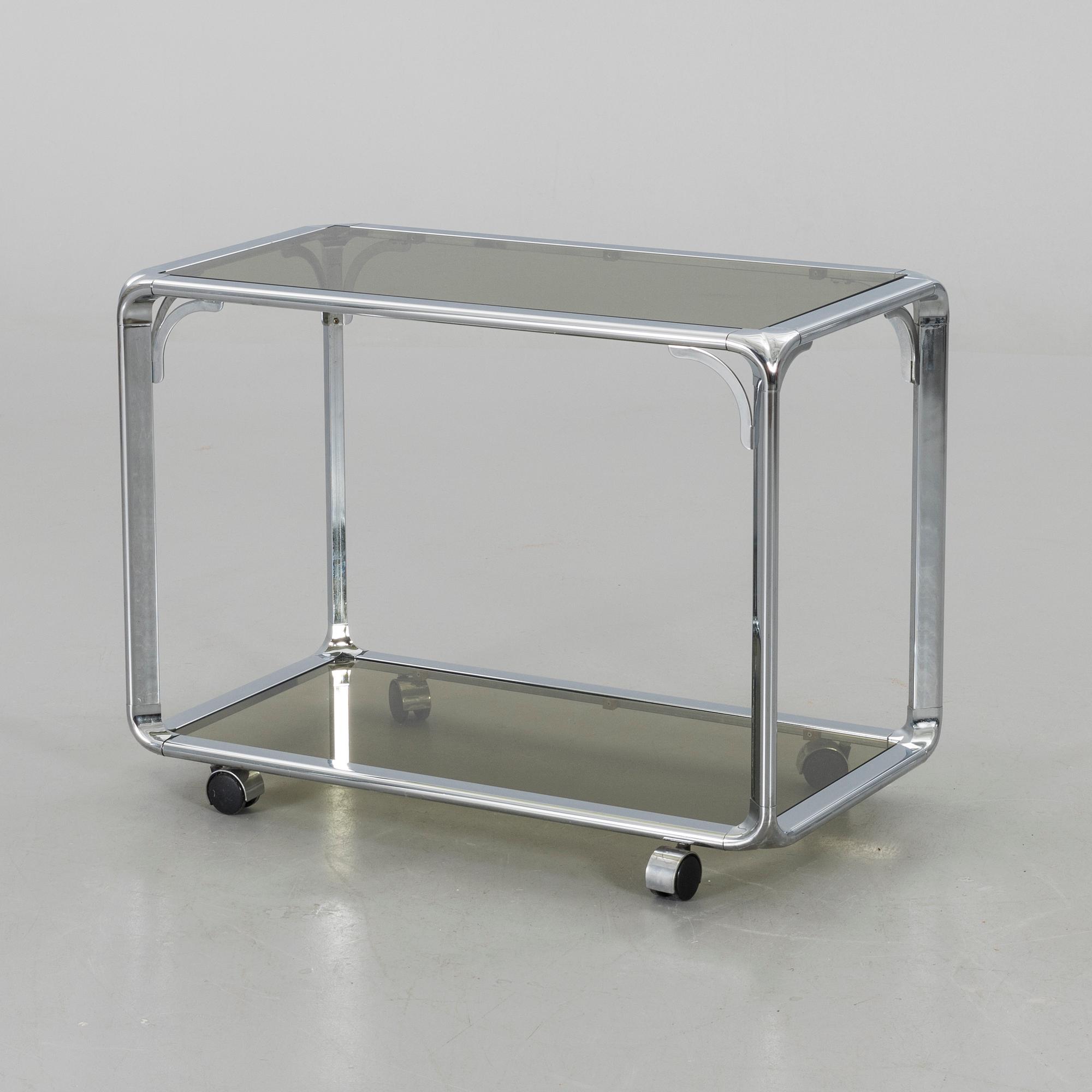 SERVERINGSBORD/VAGN, 1900-talets senare del.