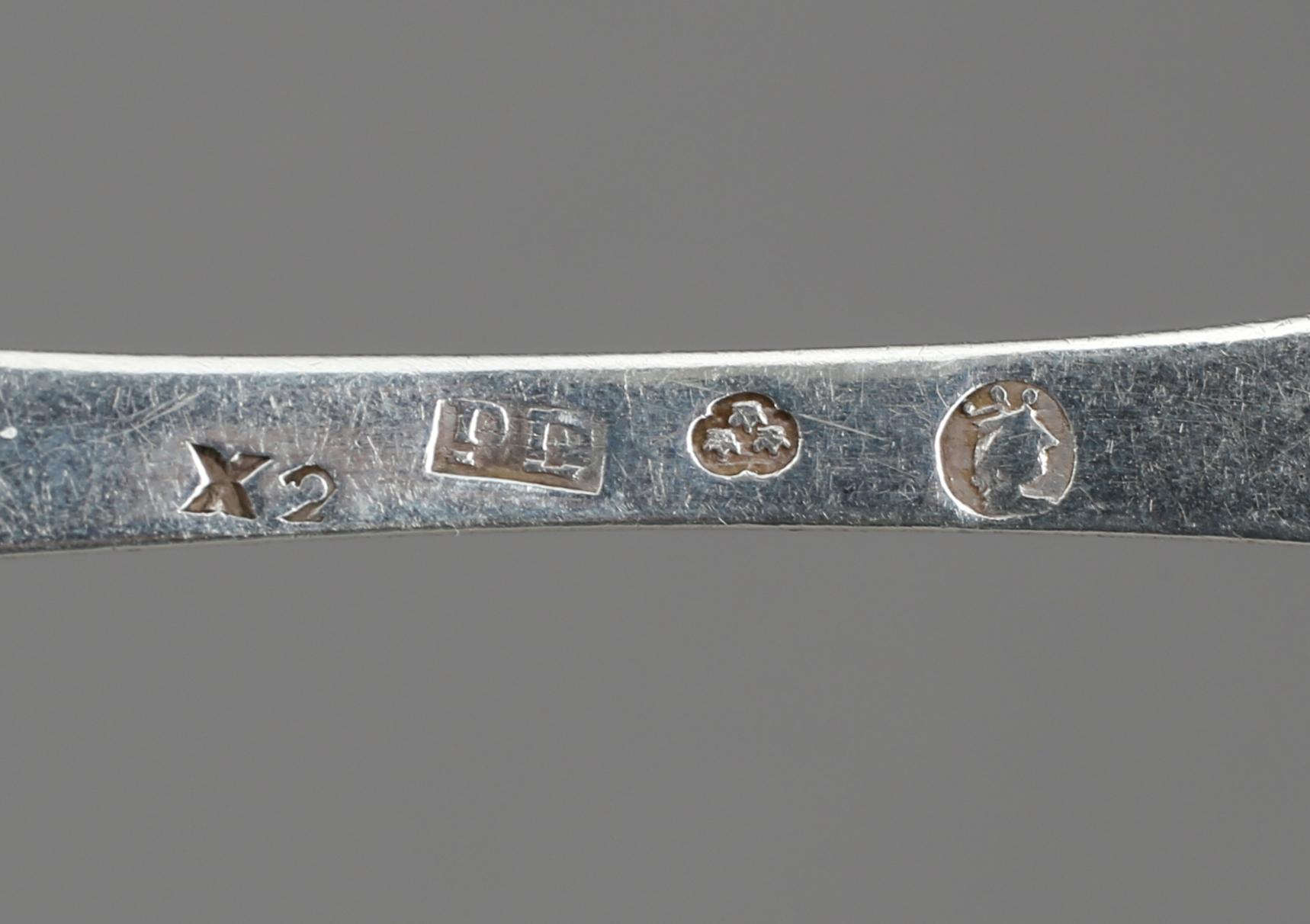 TESKEDAR, 6 st, silver, 17/1800-tal. Vikt 60,7 g.