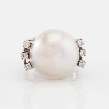 Atelier Ajour Ring 18K white gold with diamonds and mabé pearl, Stockholm 1969.