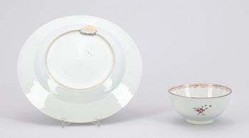 SKÅL SAMT TALLRIK, porslin, Qianlong, Kina 1700-tal.
