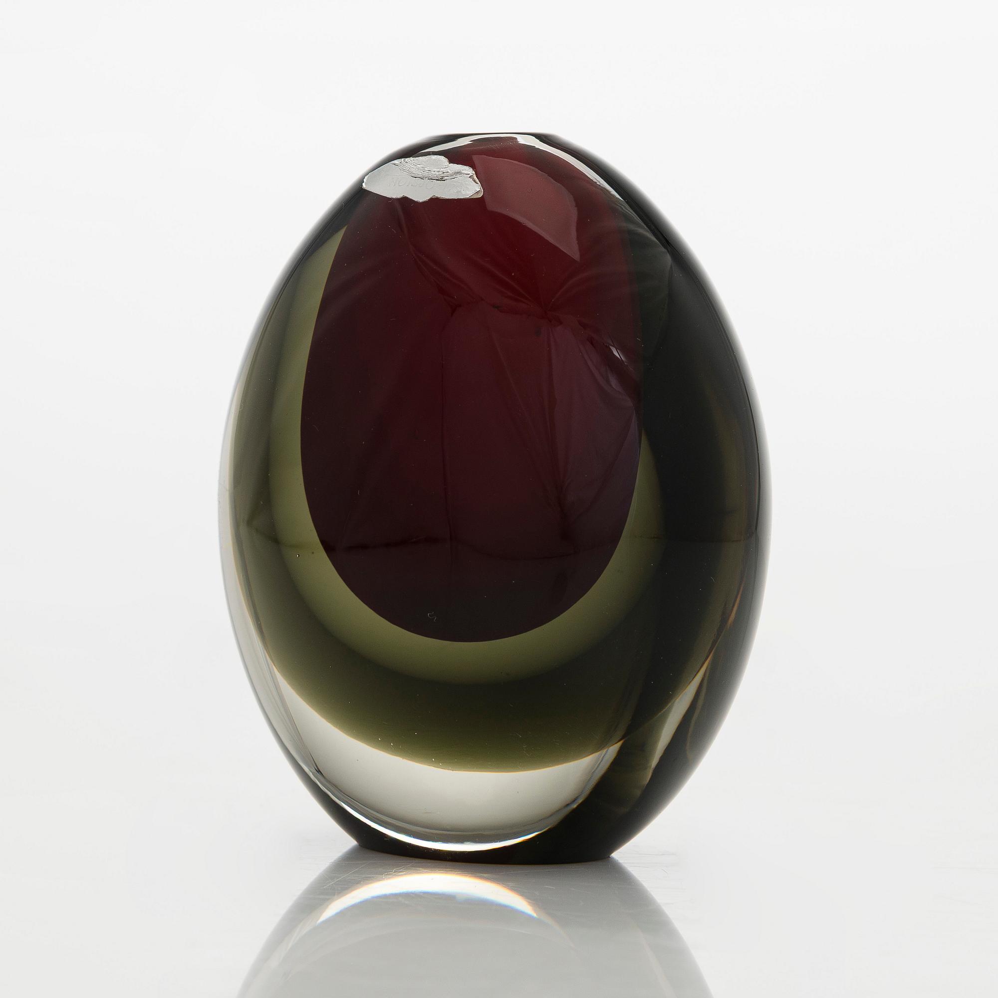 Kaj Franck, a 'KF 240' vase, signed K. Franck, Nuutajärvi Notsjö -60.