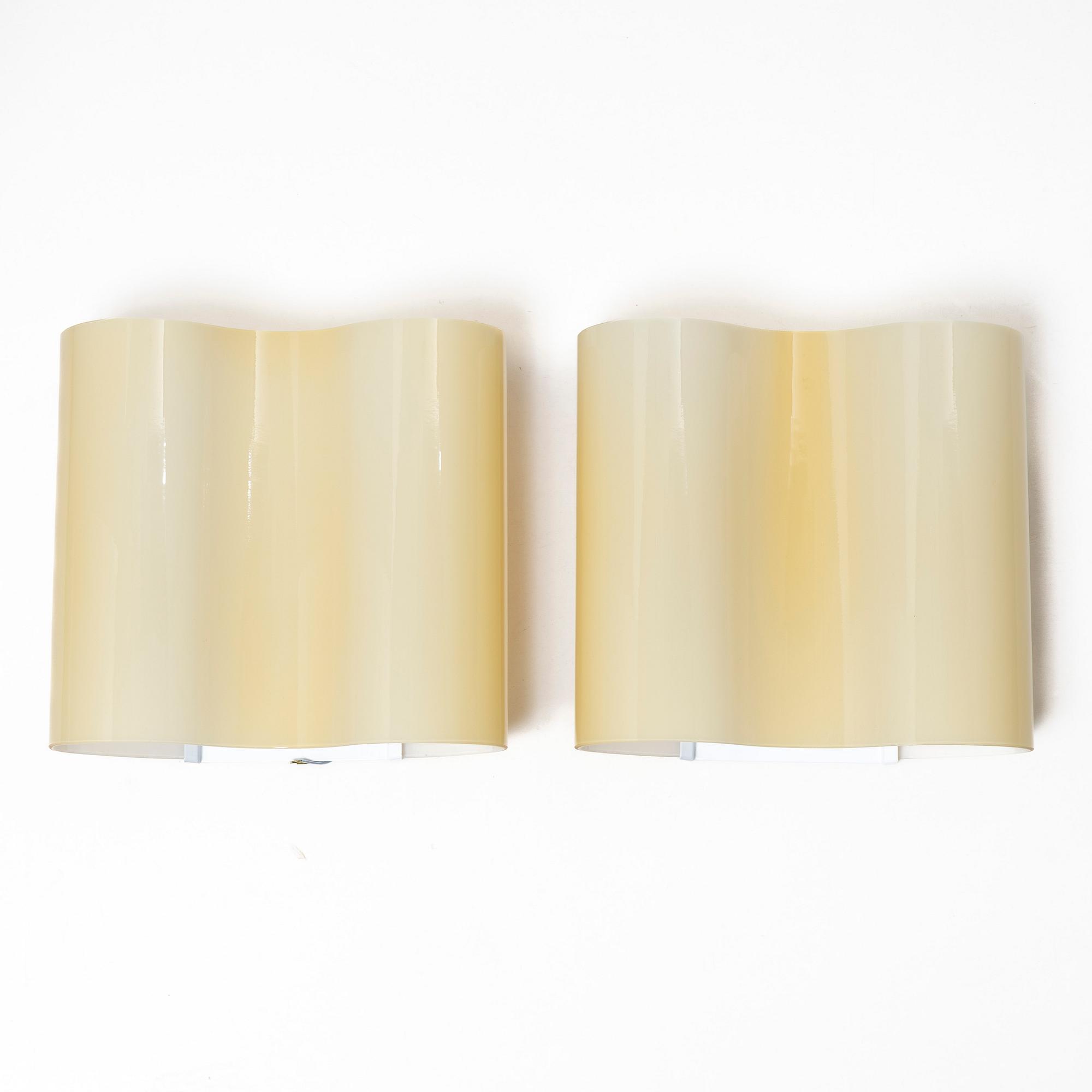 Valerio Bottin, wall lamps, a pair, "Double", Foscarini, 1996.