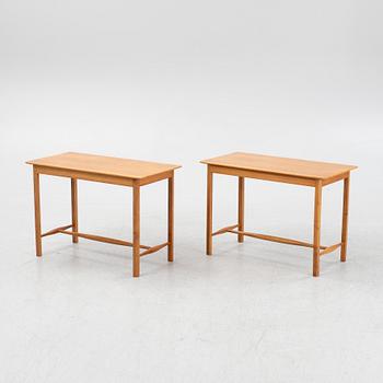 Josef Frank, a pair of tables, model 1106, Svenskt Tenn, before 1985.