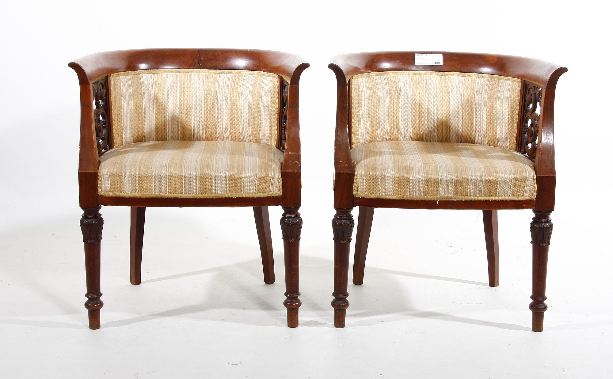 FÅTÖLJER, ett par, senempire, 1800-talets mitt.