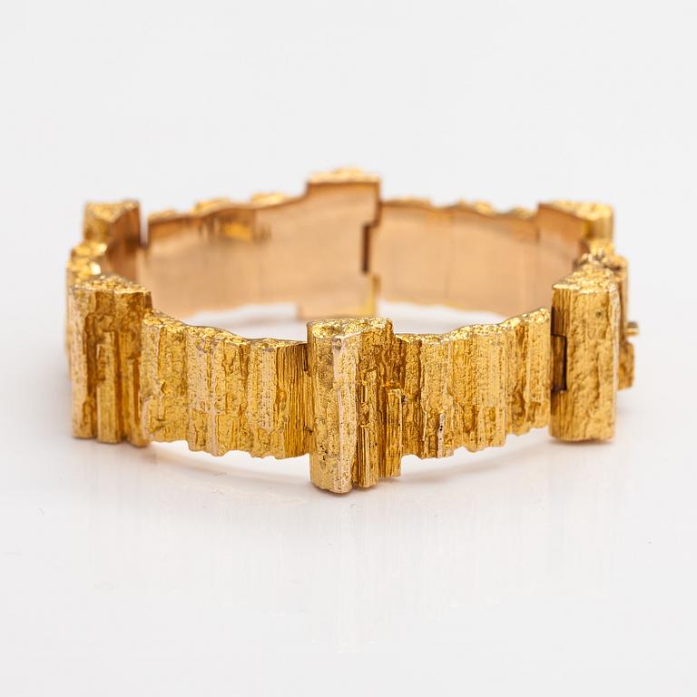 Björn Weckström, A 14K gold bracelet "Mystica". Lapponia 1973.