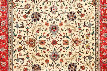 A Mahal carpet, c. 493 x 300 cm.
