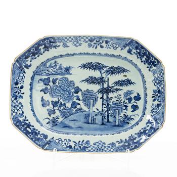 Stekfat, kompaniporslin, Kina, Qingdynastin, Qianlong (1736-95).