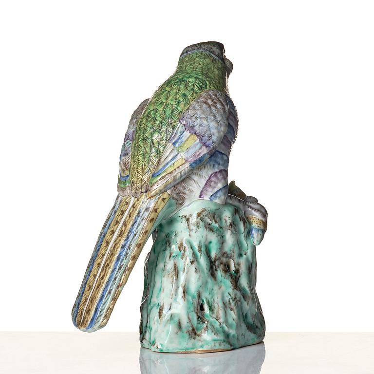 Figurin, porslin. Qingdynastin, Qianlong (1736-95).