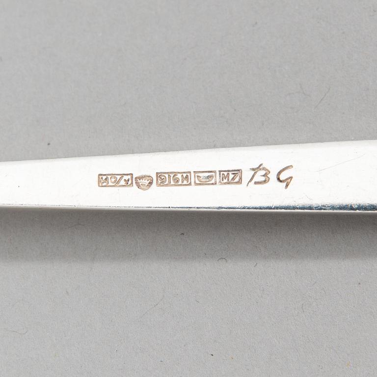 Bertel Gardberg, A 96-piece set of "Birgitta" silver cutlery, marked BG, Hopeatehdas oy, Helsinki 1956-64.