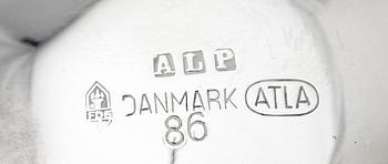 PARTI SILVERFÖREMÅL, 5 st, bla CG Hallberg, 1900-tal. Totalvikt ca 830 gram.