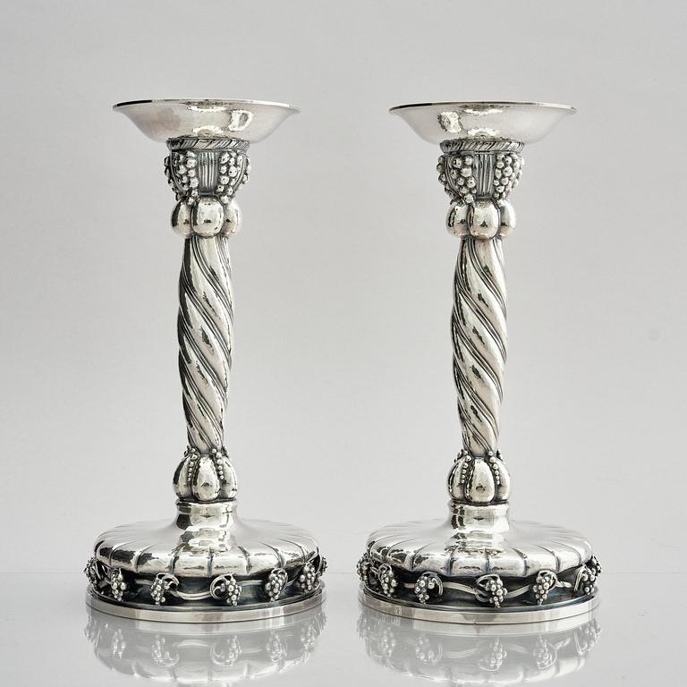 Georg Jensen, a pair of Danish sterling silver candlesticks, modell no 264, Copenhagen after 1945.