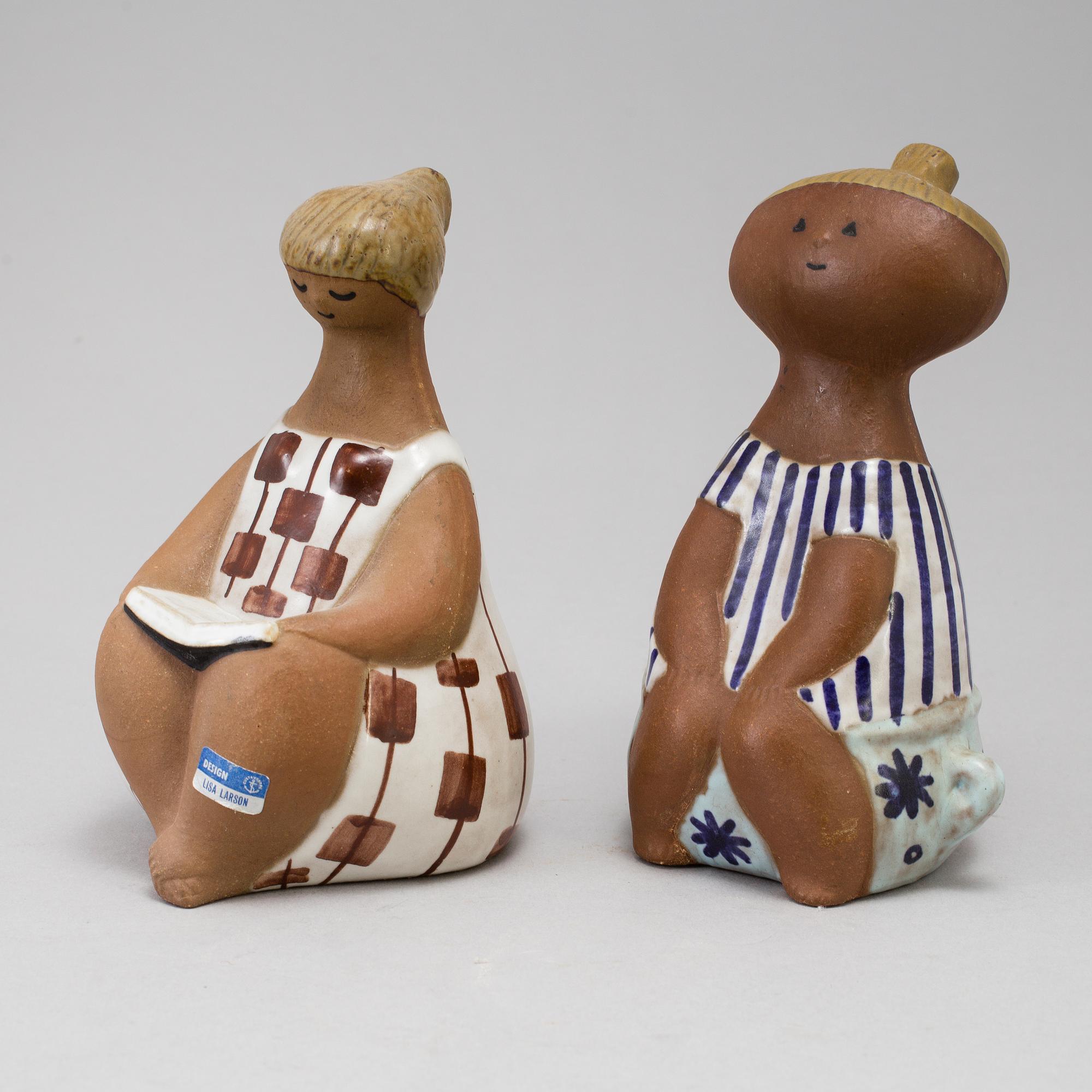 LISA LARSON,
