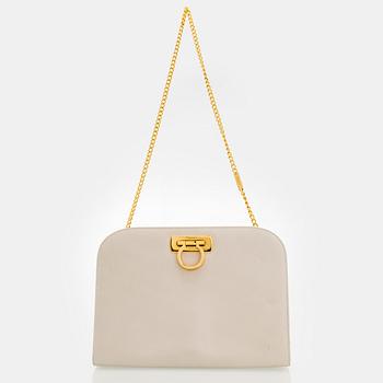 Salvatore Ferragamo, a leather “Gancini”bag.