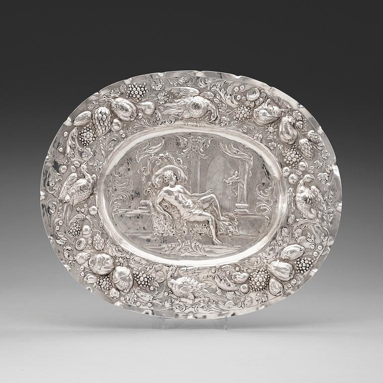A Swedish 17th century silver serving-plate, marks of Wolter Siwers, Norrköping 1694.