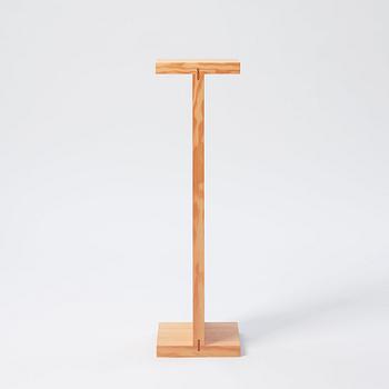 TAF, Gabriella Lenke & Mattias Ståhlbom, "Balk 700", pedestal, ed. 2/3, 2023.