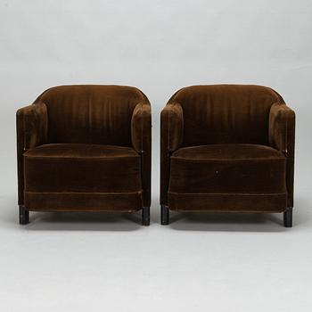 A pair of 1930's 'Continent' nr 217 armchairs for Asko.