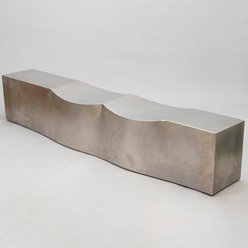 CHRIS HOWKER, A 'Double Dip' bench for B&B Italia Project. Design year 2006.