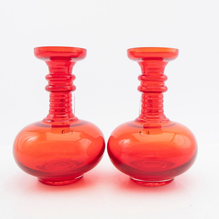 Tamara Aladin, Decanters, 2 pcs, glass, "Cleopatra", Riihimäen Lasi, 1970-1976.