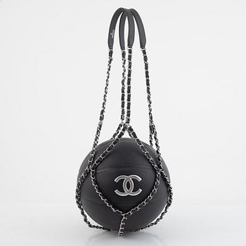 Chanel, basketball, 2019.