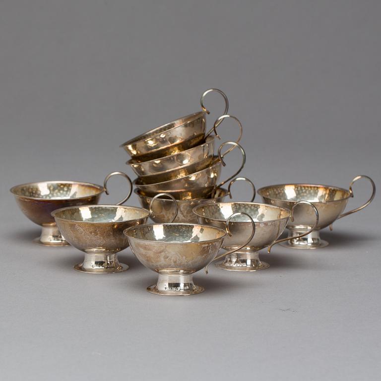 PUNSCHBÄGARE, silver, 9 st, GAB, 1960-tal. Total vikt ca 345 gram.