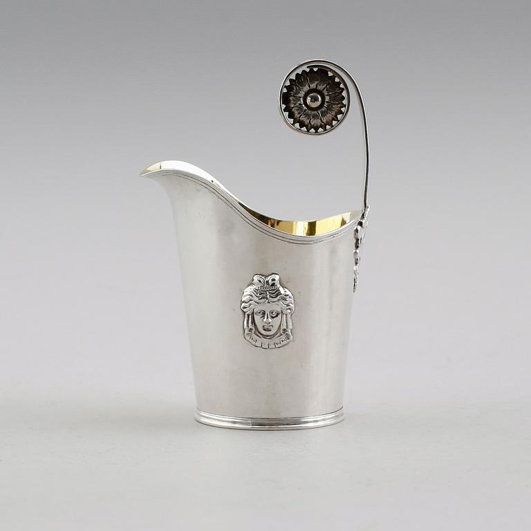 GRÄDDKANNA, silver, Adolf Zethelius, Stockholm 1811. Vikt ca 142 gram.