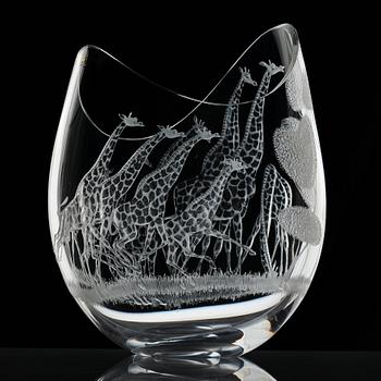 Vicke Lindstrand, an engraved glass vase "Högvilt" (Safari), Kosta, Sweden, 1950-60s.