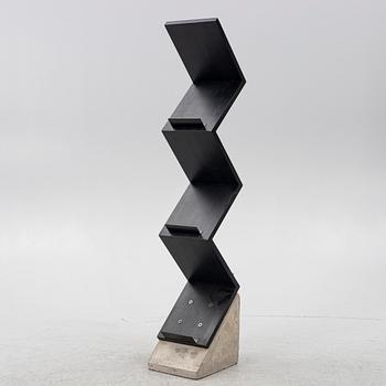 Jonas Bohlin, tidningshylla "Zink", Källemo, Värnamo.