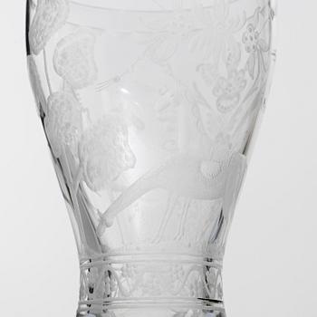 Vicke Lindstrand, six 'Dalecarlia' white wine glasses, Kosta Boda.