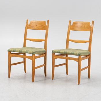 Carl Malmsten, a dining table and four chairs, 'Calmare nyckel', Åfors Möbelfabrik, second half of the 20th century.