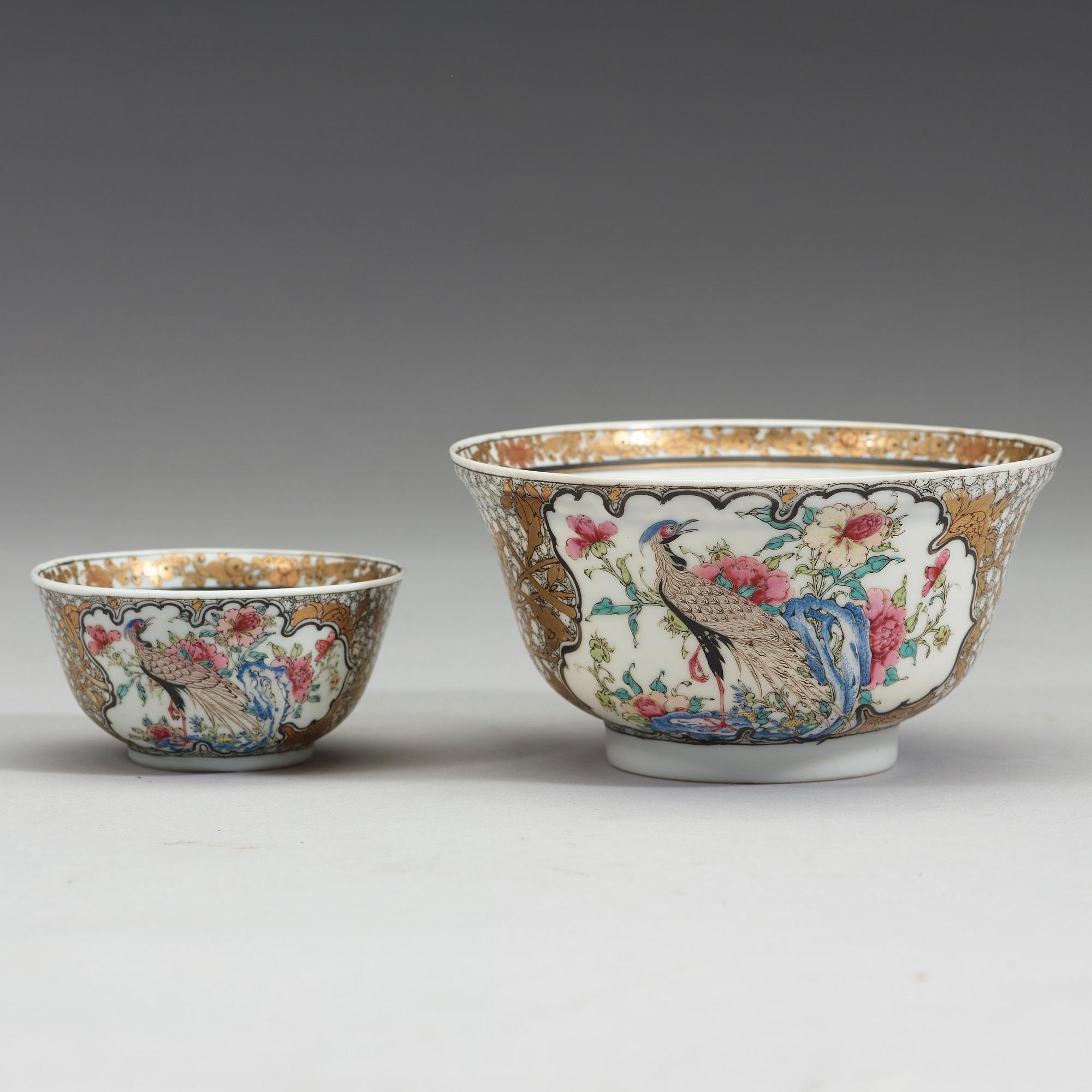 A Chinese export porcelain part tea service, Qing dynasty, Yongzheng (1723-1735).