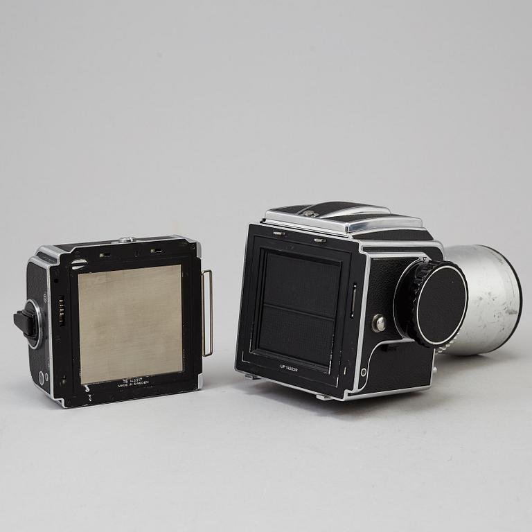 A Hasselblad 500C /M from  1973 with one cartridge from 1969 and Distagon 1:4 f=50 mm.