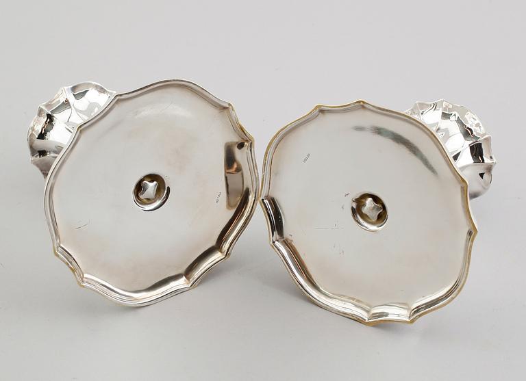 LJUSSTAKAR, 1 par, silver, svenska importstämplar, 1900-talets mitt.