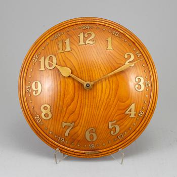 VÄGGUR, Zenith, 18-dagarsverk, 1900-talets mitt.