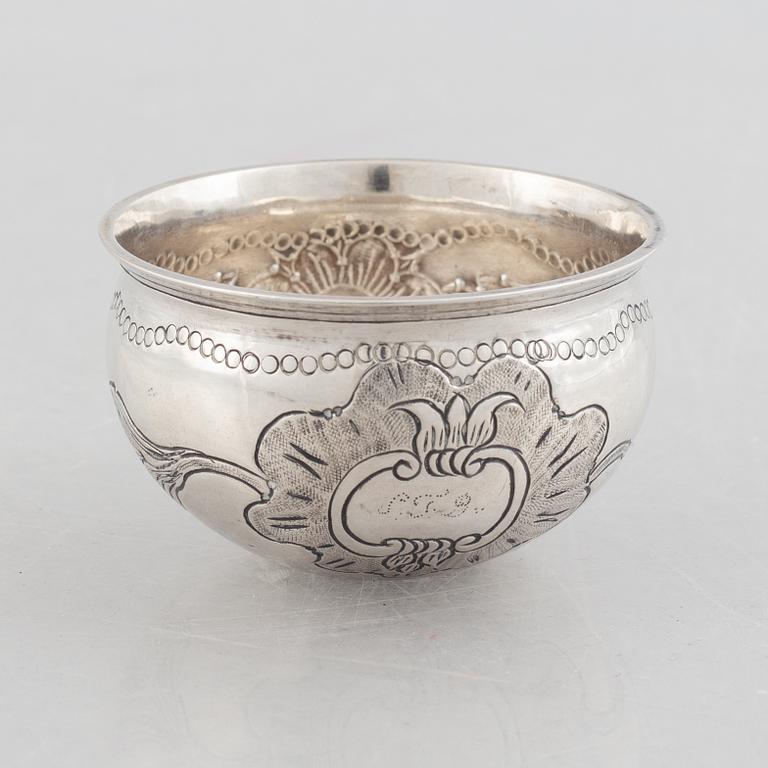 Tumbler/salt cellar, silver, indistinct marks, probably 18th/19th Century.