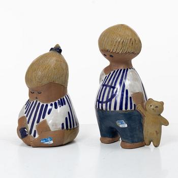 Lisa Larson, Two figurines, “Larsons ungar”, Gustavsberg.