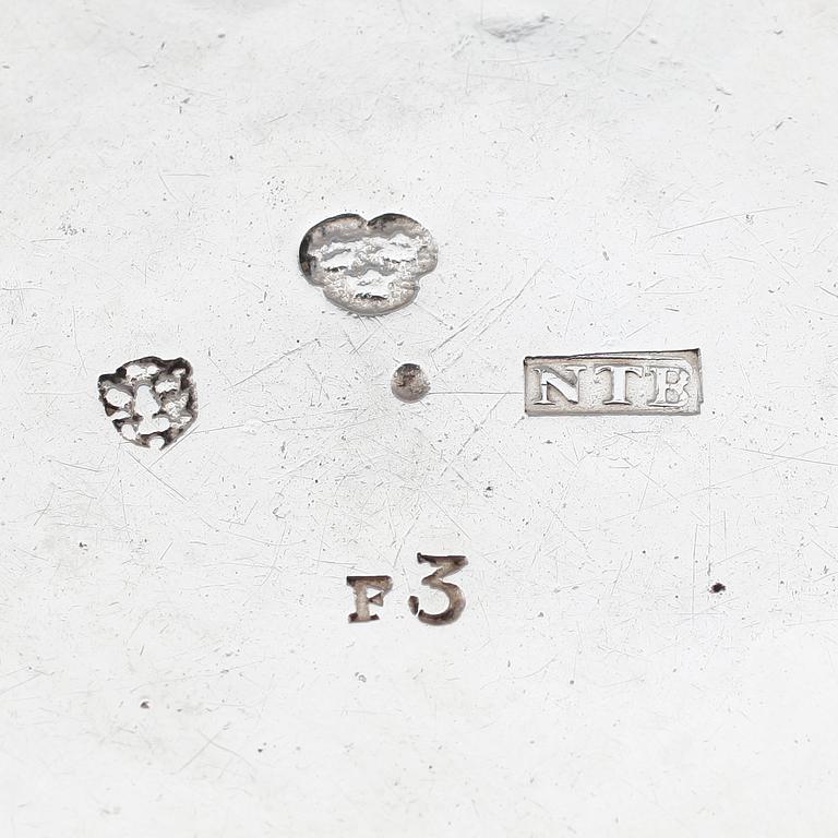 DOSOR, 1 par, silver, Nils Tornberg, Linköping 1812. Vikt ca 191 gram.