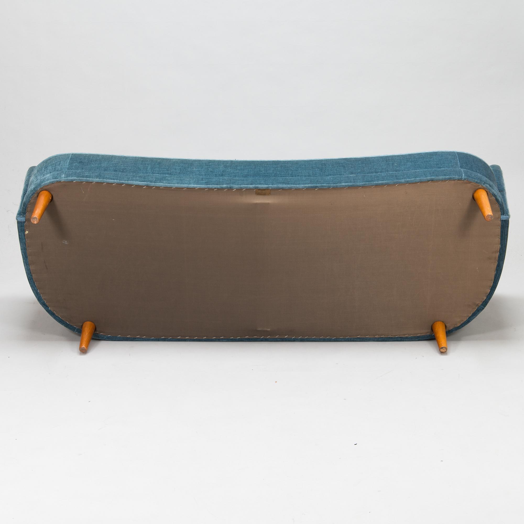 Carl Malmsten, A 'Samsas' sofa, AB O.H. Sjögren, Tranås, Sweden.